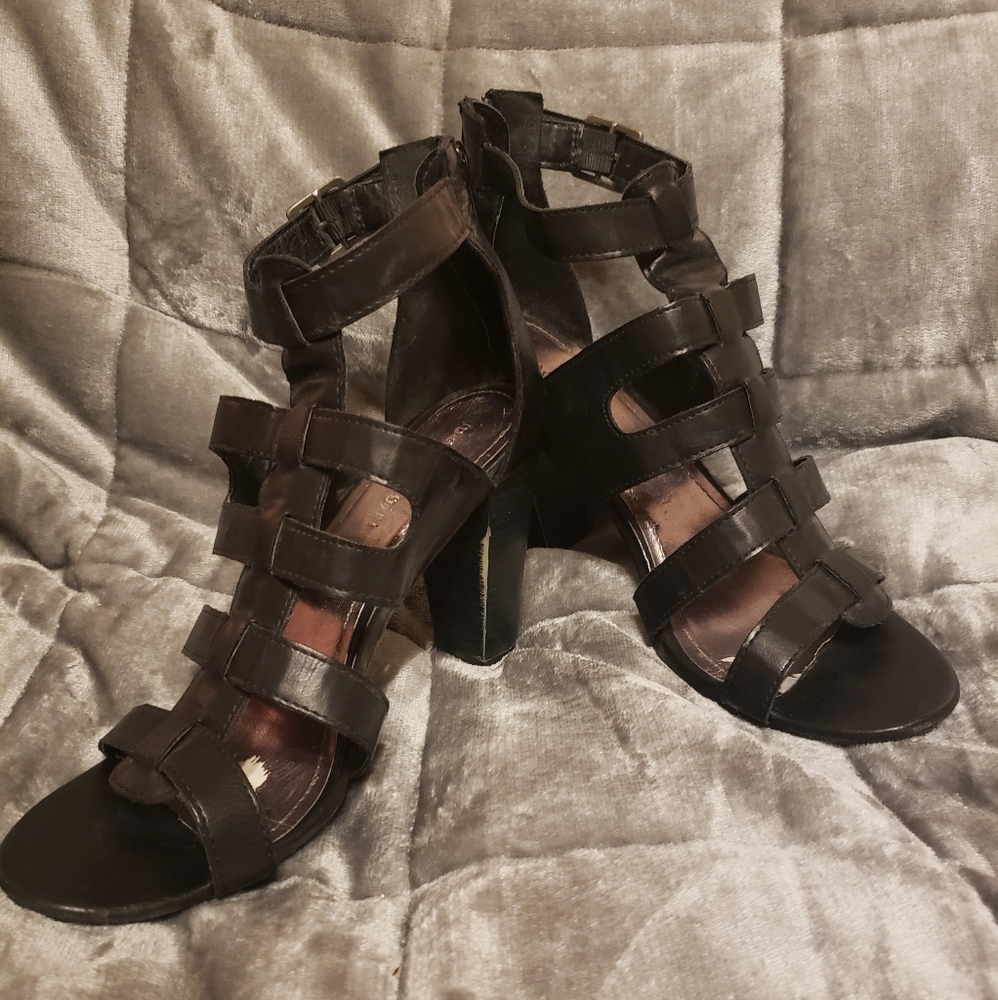Madden girl Champss heeled sandals